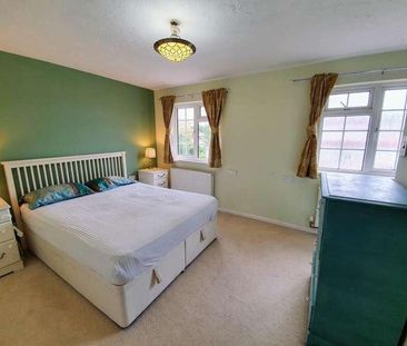 State Farm Avenue, Orpington, Kent, BR6 - Photo 5