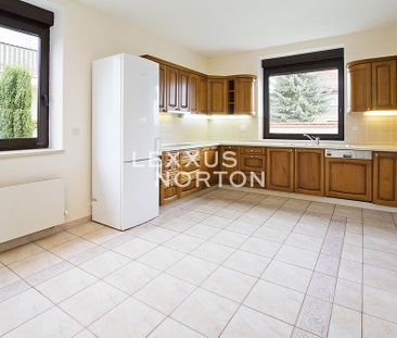 Pronájem domu 240 m² s pozemkem 550 m² - Photo 3