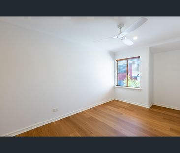 2/7 Rawlins Street, Glendalough, WA 6016 - Photo 6