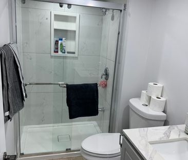 For Lease - 4105 Channing Crescent Unit# Basement A, Oakville, Ontario - Photo 4