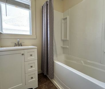 Renovated 2 Bedroom Suite in City Park - Photo 1