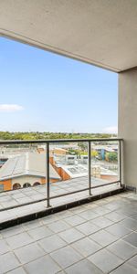 Centrally Located - Photo 4