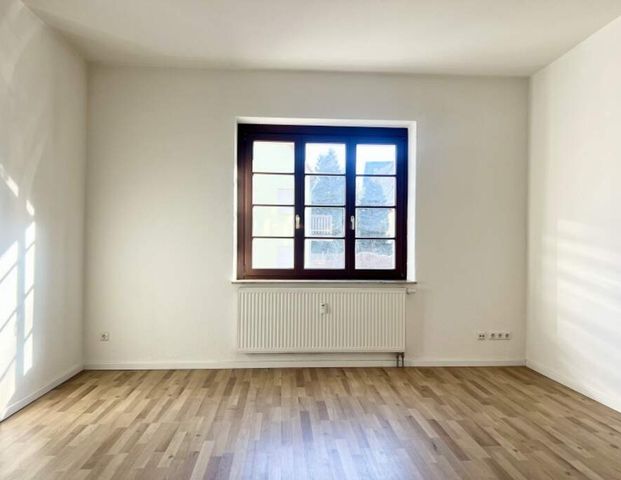 * Wunderschöne Single Wohnung mit Balkon in Altpieschen * - Foto 1