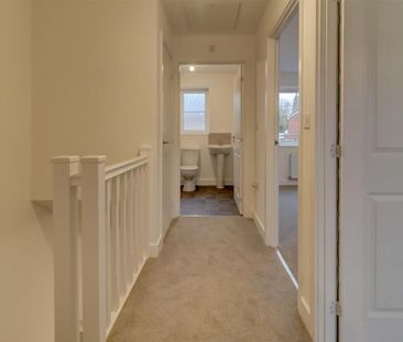 3 bedroom semi-detached house to rent - Photo 1