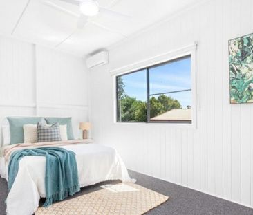 Fully Renovated + 3 Bay Shed! - Photo 3