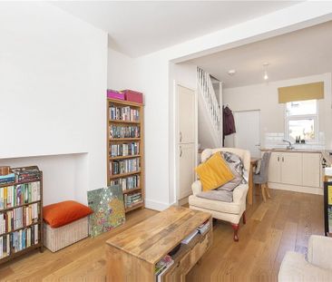 A charming 2 bedroom terrace property located in the popular South ... - Photo 1