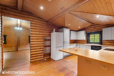 3 bedroom chalet to rent - Photo 5