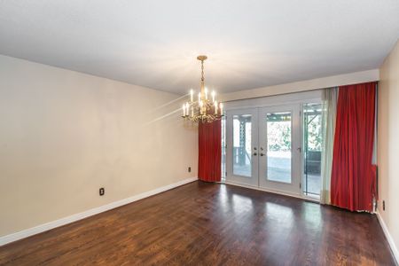 For Lease - 4 Sagewood Drive, Toronto, Ontario - Photo 2