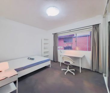 85 Doncaster Ave(03421), Sydney - Photo 2