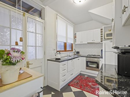 219 George Street, Bathurst, NSW 2795 - Photo 5