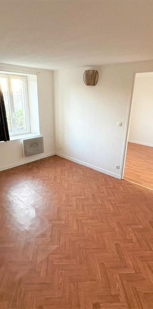 Location Appartement 2 pièces 27m² SEVREMOINE 49230 - Photo 1