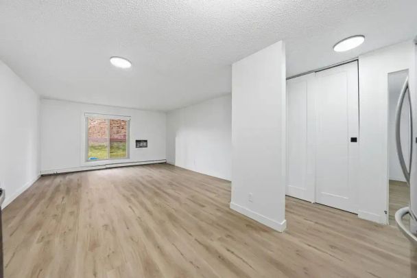 2 Bedroom - Photo 1