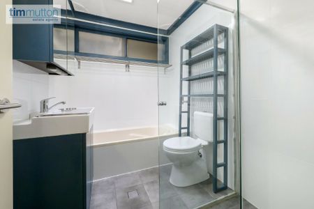 240 Marco Ave, Panania NSW 2213 - House For Rent | Domain - Photo 5