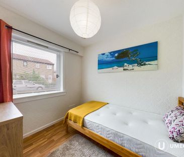 2 bedroom bungalow to rent - Photo 2