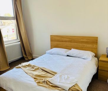 Room in a Shared House, St Loys Road, N17 - Photo 2