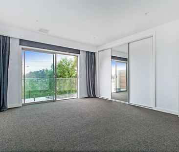 Luxury living on the waters edge - Photo 1