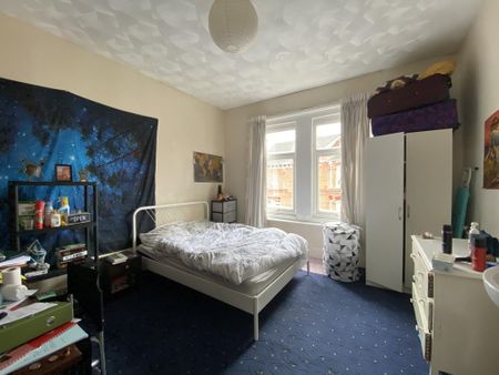 6 bedroom terraced house to rent - Photo 5