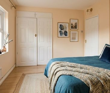 Room in a Shared Flat, Calais St, SE5 - Photo 1