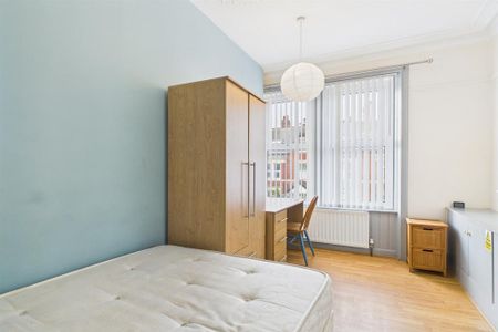 5 bedroom maisonette to rent - Photo 3