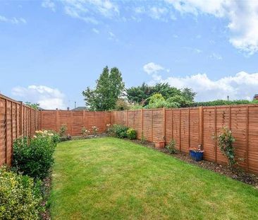 Lowestoft Drive, Cippenham, SL1 - Photo 5