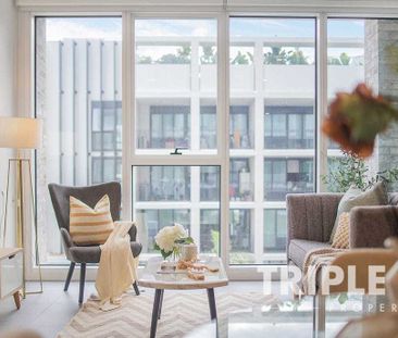 Nearly brand new one-bedroom & Double car park space & Biggest layo... - Photo 2