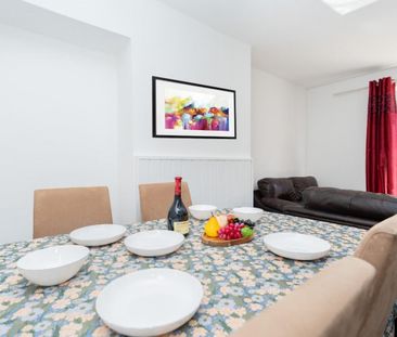 3 bedroom House To Let - Photo 4