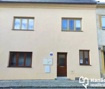 Pronájem bytu 2+1 , ulice Jaroslavova Šternberk - Photo 3