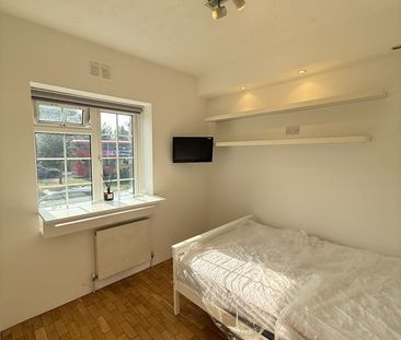 Room in a Shared Flat, London, NW4 - Photo 5