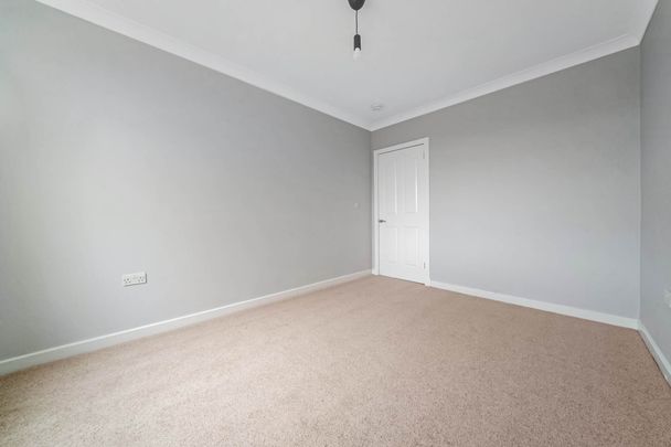 Price £875 pcm - Available Now - Unfurnished - Photo 1