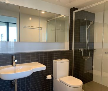 Milton QLD 4064 - 2 beds house for Rent, $850 - 17842826 | Domain - Photo 6