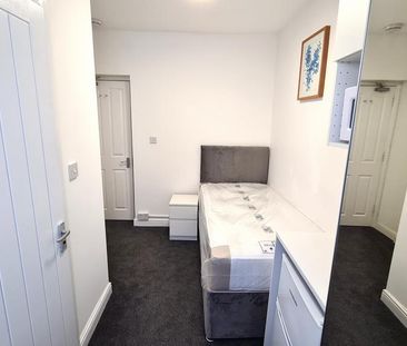 Studio to rent - Photo 4