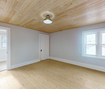 For Lease - 333 Millard Avenue Unit# Upper, Newmarket, Ontario - Photo 6