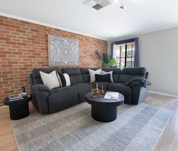 Private, Practical and Perfectly Positioned - Photo 2