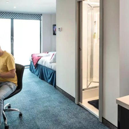Platinum En-suite Serviced Apartment - Photo 3