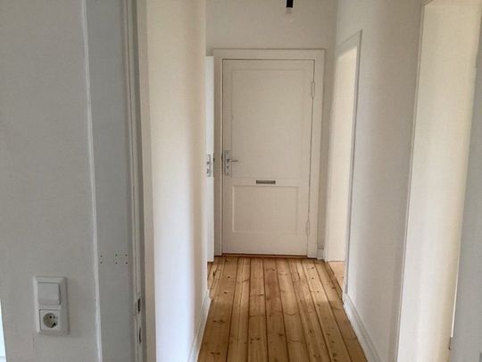 Kurzfristig Nachmieter für schöne 2-Zimmer-Wohnung in Kiel Wik gesucht - Foto 1