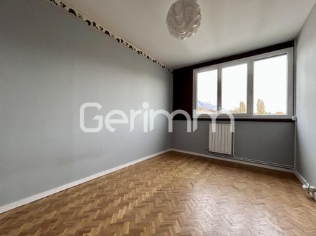 Location Appartement 4 pièces 80,92 m² - Photo 2