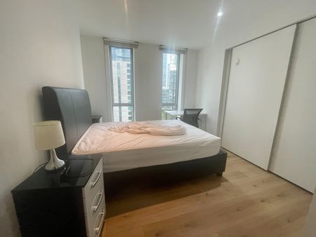 2 Bed Flat, Pan Peninsula Square, E14 - Photo 4
