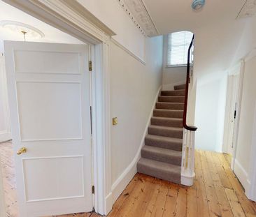 4 bedroom detached house to rent - Photo 2