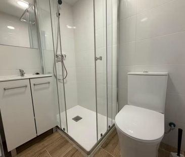 Calle de Manuel Maroto, Madrid, Community of Madrid 28053 - Photo 5