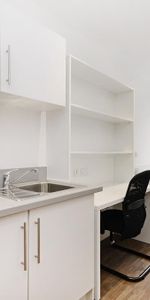 Studio to rent - Photo 3