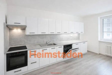Pronájem bytu 2+1 56 m - Fotografie 3