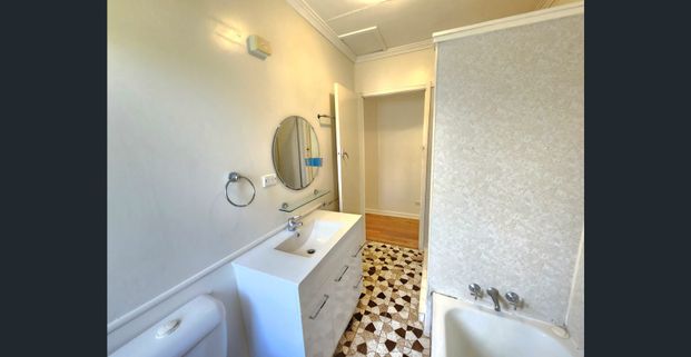 4 Bedroom Family Home in Prime Location - Photo 1