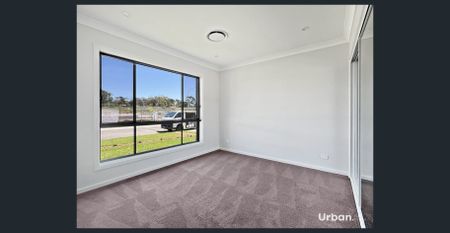 4 Bedroom Family Home - Photo 2