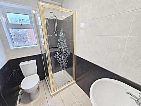 Commercial Street, Beddau, Pontypridd, CF38 - Photo 5