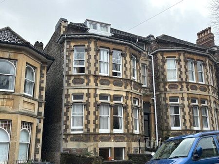 Student Properties to Let - Photo 3