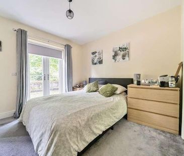 North Ascot, Berkshire, SL5 - Photo 5