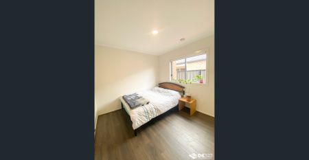 FAMILY ENTERTAINER! - Photo 4