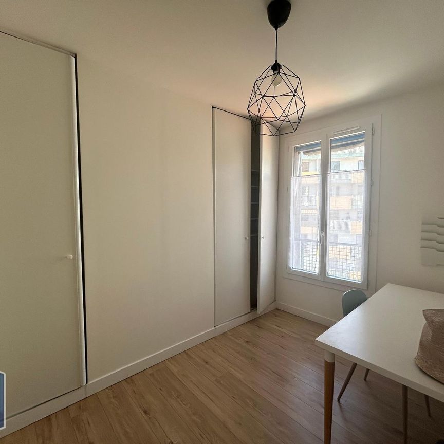 Location Appartement 2 pièces 38m² MARSEILLE 3ème - Photo 1