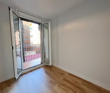 Carrer de Calàbria, Barcelona, Catalonia - Photo 6