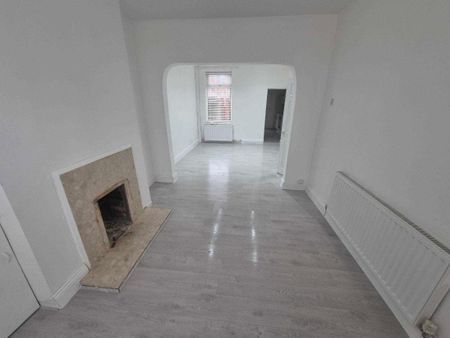 Hemans Street - Photo 3